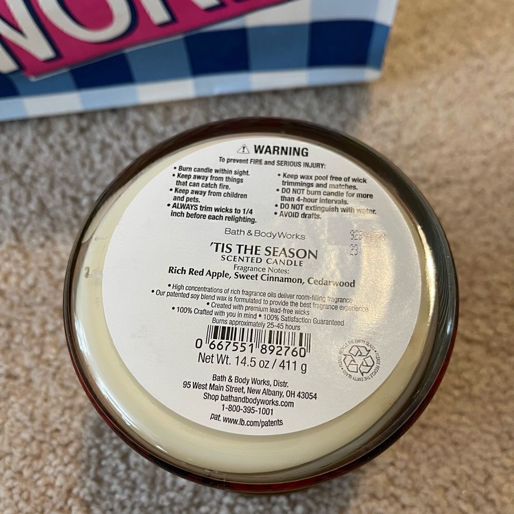 🎅🏼🎄 🆕 Bath & Body Works ‘Tis the Season Candle ⭐️ - Picture 2 of 4